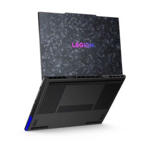 Notebook Gaming Lenovo Legion 9 18" Core Ultra 9 275HX 64GB DDR5 RTX 5090 24GB 2TB SSD
